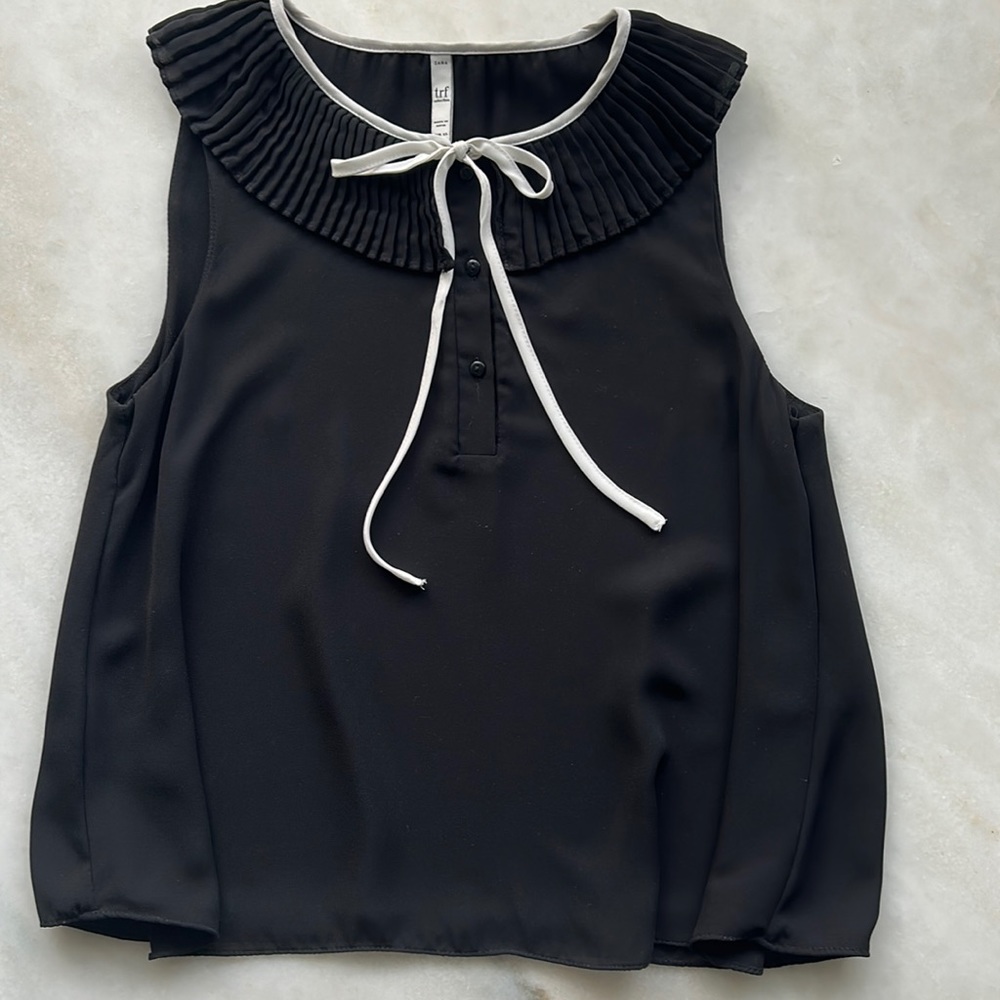 Zara Pleated Collar Sleeveless Blouse